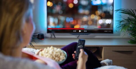 The Pros and Cons of Watching Movies For Free